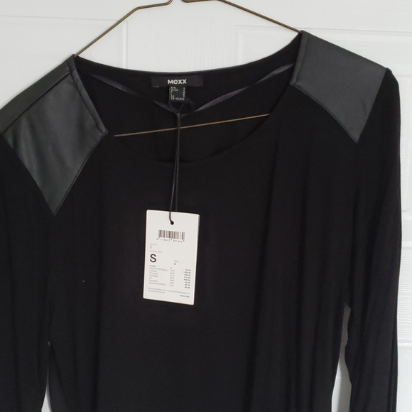 Mexx black top. - Picture 2 of 4
